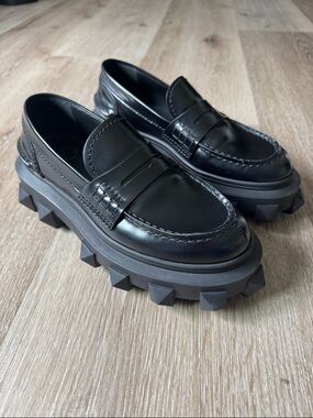 Valentino Garavani Rockstud Leather Platform Loafers